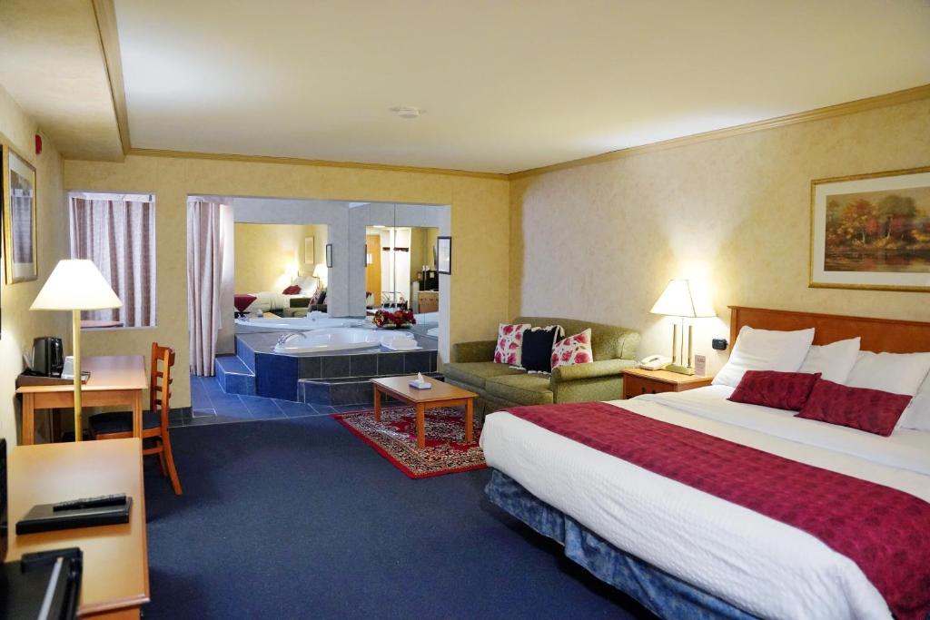 King Room with Spa Bath